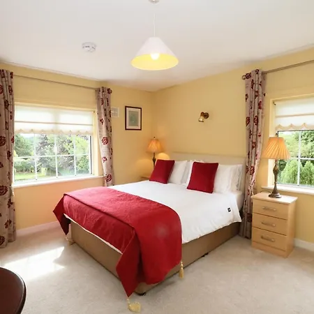 Blackrath Farmhouse Farm stay Dun Luain